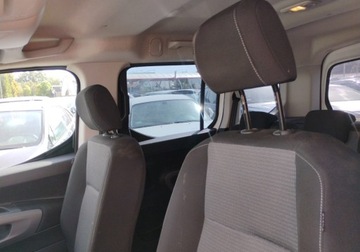 Toyota 2021 Toyota Proace City Verso XI 2021r, 1.5 Diesel. Uszkodzony przod i lekko ty, zdjęcie 7