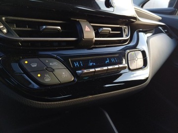 Toyota C-HR I Crossover Facelifting 1.8 Hybrid 122KM 2023 Toyota C-HR 1.8 Hybrid GPF Comfort 1.8 Hybrid GPF, zdjęcie 24