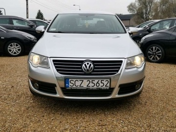 Volkswagen Passat B6 Sedan 2.0 TDI-CR DPF 110KM 2009 Volkswagen Passat Volkswagen Passat B6 2.0 TDI..., zdjęcie 2