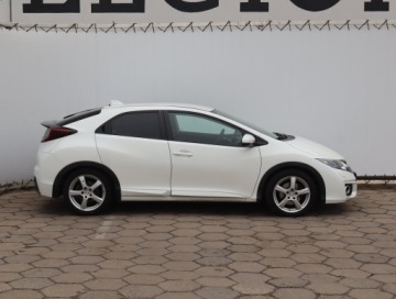 Honda Civic IX Hatchback 5d Facelifting 1.8 i-VTEC 142KM 2016 Honda Civic 1.8 i-VTEC, Automat, Navi, Klima, zdjęcie 5