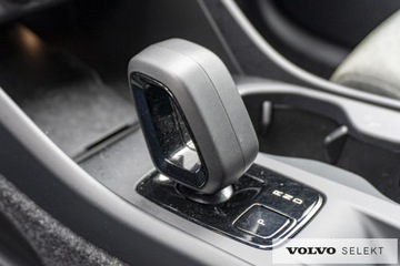 Volvo XC40 Crossover Facelifting 2.0 B4 197KM 2024 Volvo XC 40 Volvo XC40 B4 197KM FV23% - Gwaranacja, zdjęcie 18