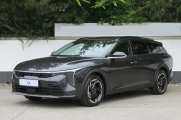 Kia 2026 Kia K4 604l Pojemnosci bagaznika Pakiet SMT Podgrzewana Kierownica LED, zdjęcie 1