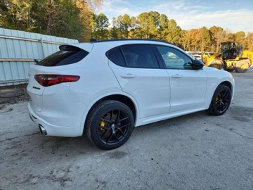 Alfa Romeo Stelvio SUV Facelifting 2.0 Turbo 280KM 2021 Alfa Romeo Stelvio Ti 2021 2.0l 2.0 Benzyna 280KM, zdjęcie 3
