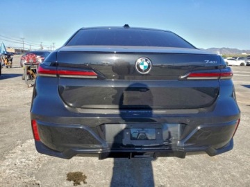 BMW Seria 7 G70 2024 BMW Seria 7 740 I, 2024r., 3.0L 3.0 Hybryda 375KM, zdjęcie 5