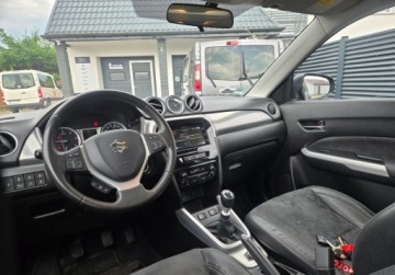 Suzuki Vitara III SUV 1.6 DDiS 120KM 2015 Suzuki Vitara Swiezo sprowadzonyZarejestrowany 4x4 1.6 Diesel 120KM, zdjęcie 22