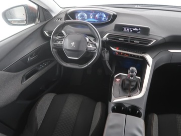 Peugeot 3008 II Crossover 1.2 PureTech 130KM 2017 Peugeot 3008 1.2 PureTech, Klima, Tempomat, zdjęcie 6