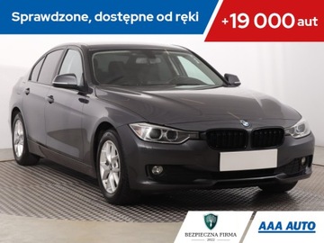 BMW Seria 3 F30-F31-F34 Limuzyna 2.0 318d 143KM 2013 BMW 3 318 d, Navi, Xenon, Bi-Xenon, Klima