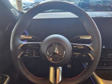 Mercedes CLA C118/X118 2025 Mercedes-Benz CLA 200 AMG Line 1.5 163KM, zdjęcie 4