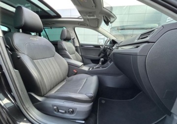 Skoda Superb III Kombi Facelifting 2.0 TDI SCR 200KM 2024 Skoda Superb LaurinKlement, Hak, CANTON, ACC, DCC, GPS, Fotel z pamiecia i, zdjęcie 17