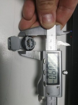 ДЕРЖАТЕЛЬ ЛАМПОЧКИ VW GOLF III MK3 1H0949111