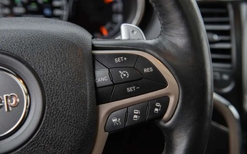 Jeep Grand Cherokee IV Terenowy Facelifting 3.0 CRD 250KM 2016 Jeep Grand Cherokee SUMMIT 3.0D 250Ps Ledy Xenony Panorama Radar Navi Skor, zdjęcie 25