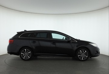 Toyota Avensis III Wagon Facelifting 2015 2.0 D-4D 143KM 2017 Toyota Avensis 2.0 D-4D, Salon Polska, Navi, zdjęcie 5