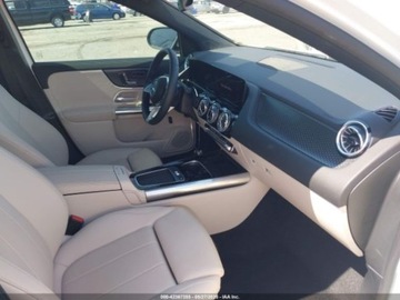 Mercedes GLA II 2024 Mercedes-Benz GLA 250 2024 2.0l 2.0 Benzyna 221KM, zdjęcie 9