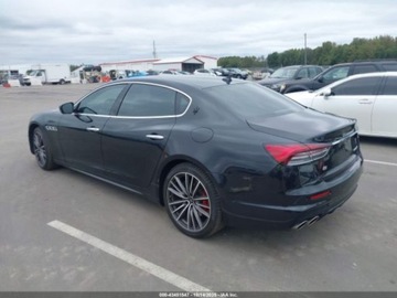 Maserati Quattroporte II 2022 Maserati Quattroporte Modena Q4 2022 3.0l 3.0 Benzyna 424KM, zdjęcie 3