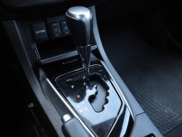 Toyota Corolla X Sedan Facelifting 1.6 Valvematic 132KM 2014 Toyota Corolla 1.6 Valvematic, Salon Polska, GAZ, zdjęcie 12