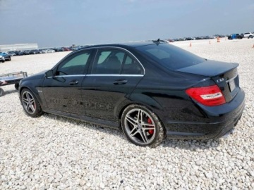 Mercedes Klasa C W205 2014 Mercedes-Benz Klasa C 63 AMG 2014 6.2l 6.2 Benzyna 451KM, zdjęcie 1