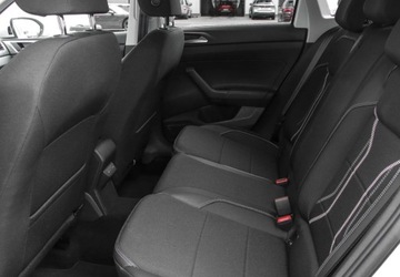 Volkswagen Taigo 2024 Volkswagen Taigo 1.0 TSI 116KM Style DSG Cyfrowe Zegary Podgrzewane Fotele, zdjęcie 10