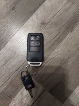 KLÍČEK OVLÁDAČ VOLVO V40