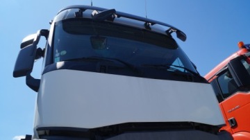ПОЛНАЯ КАБИНА RENAULT GAMA T 2014