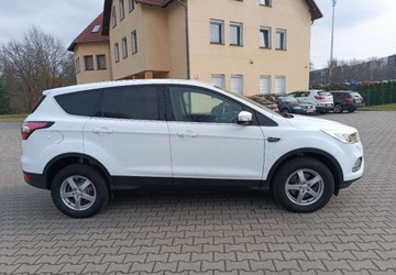 Ford Kuga II SUV Facelifting 1.5 EcoBoost 120KM 2017 Ford Kuga Przebieg 51.000 km - silnik 1,5 - 120 KM 1.5 Benzyna 120KM, zdjęcie 6