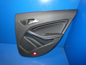 MERCEDES CLA W117 SEDAN BOK DVEŘE PRAVÝ ZADNÍ ČALOUNĚNÍ