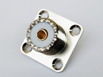 GNIAZDO ANTENOWE UC1 KWADRATOWE so239