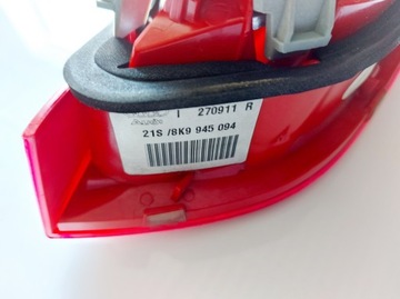 AUDI A4 B8 SVĚTLO ZADNÍ FACELIFT ALLROAD PRAVÁ 2011R