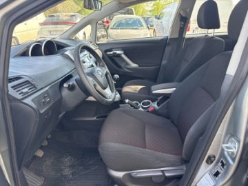 Toyota Verso Minivan 2.0 D-4D 126KM 2011 Toyota Verso 2.0 D-4D Premium 7os 2.0 D-4D Premium, zdjęcie 14