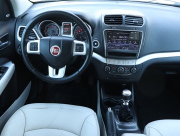 Fiat Freemont 2.0 Multijet II 16v 170KM 2012 Fiat Freemont 2.0 MultiJet, 167 KM, 7 miejsc, zdjęcie 6