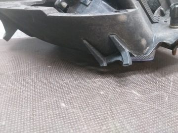HALOGEN PRAVÝ VW T6