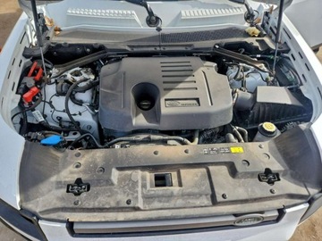 Land Rover Defender IV (L663) 2024 Land Rover Defender 130 X-Dynamic Se 2024 3.0 Benzyna 395KM, zdjęcie 6