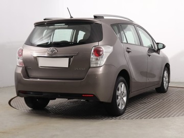 Toyota Verso Minivan Facelifting 1.8 Valvematic 147KM 2014 Toyota Verso 1.8 Valvematic, Salon Polska, zdjęcie 4