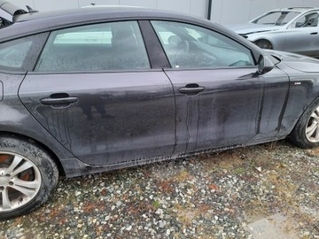 AUDI A7 4G DVEŘE PŘEDNÍ LEVÉ KOMPLETNÍ LX7U 12R.