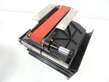 Бункер с виброленточным питателем Havemo AG