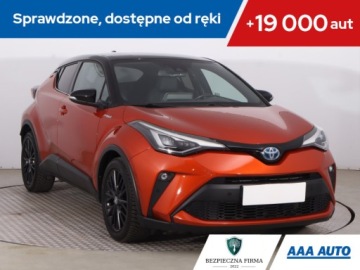 Toyota C-HR I Crossover Facelifting 2.0 Hybrid Dynamic Force 184KM 2020 Toyota C-HR 2.0 Hybrid, Salon Polska, Serwis ASO