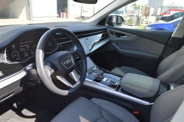 Audi Q8 Q8-e 3.0 55 381KM 2023 Audi Q8 3.0 Hybryda Plug-in 381KM, zdjęcie 5