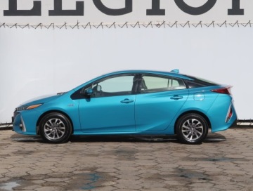 Toyota Prius IV Hatchback 1.8 Hybrid 122KM 2017 Toyota Prius 1.8 PHV, Salon Polska, Serwis ASO, zdjęcie 2