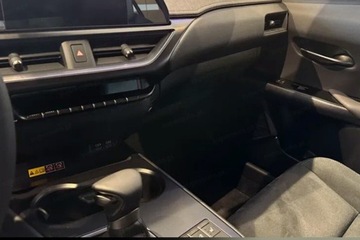 Lexus UX Crossover Facelifting 2.0 250h 184KM 2023 Od ręki - Lexus Ux 250h GPF Business 2WD 184KM I Pakiet Techno!, zdjęcie 8