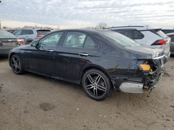 Mercedes Klasa E W213 2020 Mercedes-Benz Klasa E 2020r., E350 4MATIC, od ubezpieczalni 2.0 Benzyna, zdjęcie 2