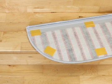 NAKŁADKI TREPY CHODNIKI NA SCHODY