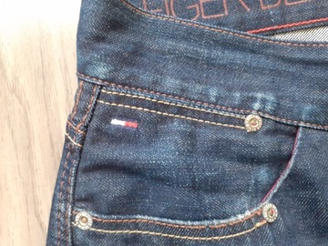 HILFIGER DENIM-SUPER SPODNIE 32 Z17