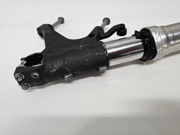 Honda VFR 1200 левая рама, подвеска, передние амортизаторы