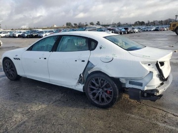 Maserati Quattroporte II 2022 Maserati Quattroporte Base 2022 3.0l 3.0 Benzyna 345KM, zdjęcie 1
