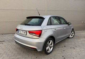 Audi A1 I Sportback 5d Facelifting 1.4 TDI ultra 90KM 2016 Audi A1 Sportback auto jak nowe w bogatej wersjiliftled 1.4 Diesel 90KM, zdjęcie 6