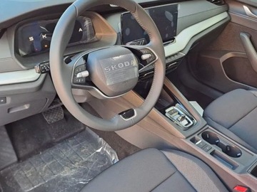 Skoda Octavia IV Liftback 1.5 TSI EVO 150KM 2025 SKODA Octavia Edition 130 Essence 1.5 TSI DSG 150KM 2025, zdjęcie 5