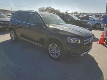 Mercedes GLB 2023 Mercedes-Benz GLB 250 2023 2.0L 2.0 Benzyna 221KM, zdjęcie 4