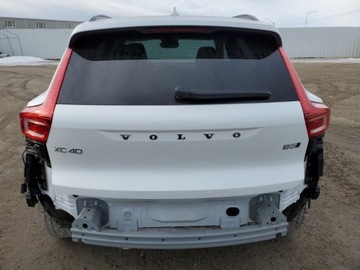 Volvo XC40 2025 Volvo XC 40 Plus 2025 2.0l 2.0 Benzyna 247KM, zdjęcie 2