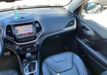 Jeep Cherokee V Terenowy 2.0 MJD 170KM 2014 Jeep Cherokee automat, 4x4, nawigacja, kamera 2.0 Diesel 170KM, zdjęcie 29