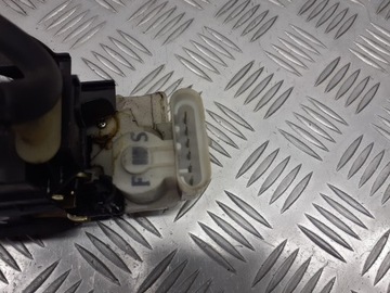 ZÁMEK DVEŘE LEVÝ PŘEDNÍ FIAT SIENA 6PIN