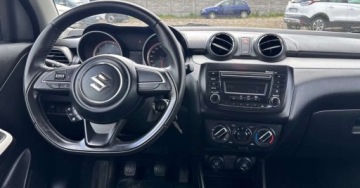 Suzuki Swift VI Hatchback 1.2 DualJet 90KM 2017 Suzuki Swift 1.2B stan perfekcyjny bezwypadkowy ledy atrakcyjny wyglad 1.2, zdjęcie 10